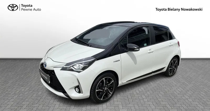 toyota yaris warmińsko-mazurskie Toyota Yaris cena 67900 przebieg: 89056, rok produkcji 2018 z Ryn
